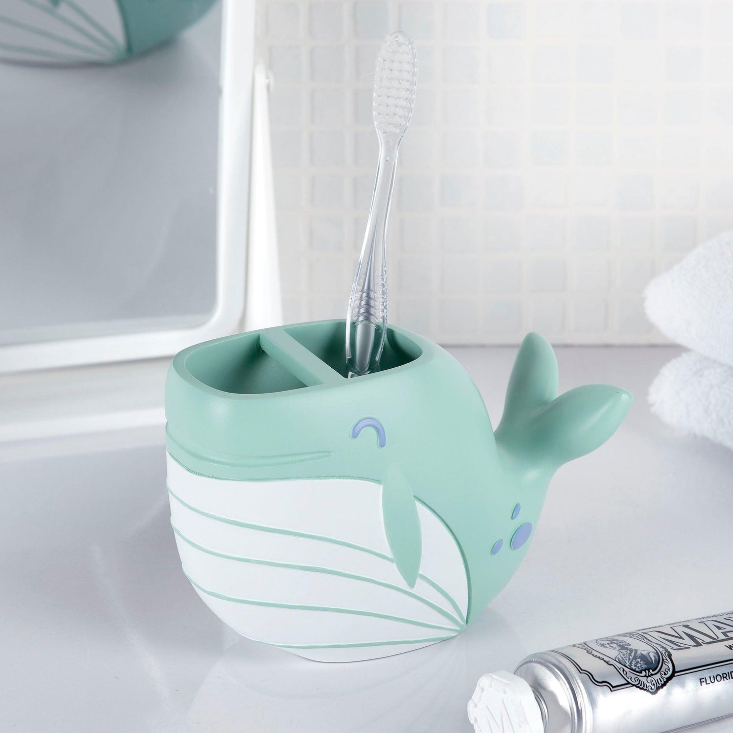 Whales 4-Piece Resin Bathroom Accessory Set - Allure Home Creation