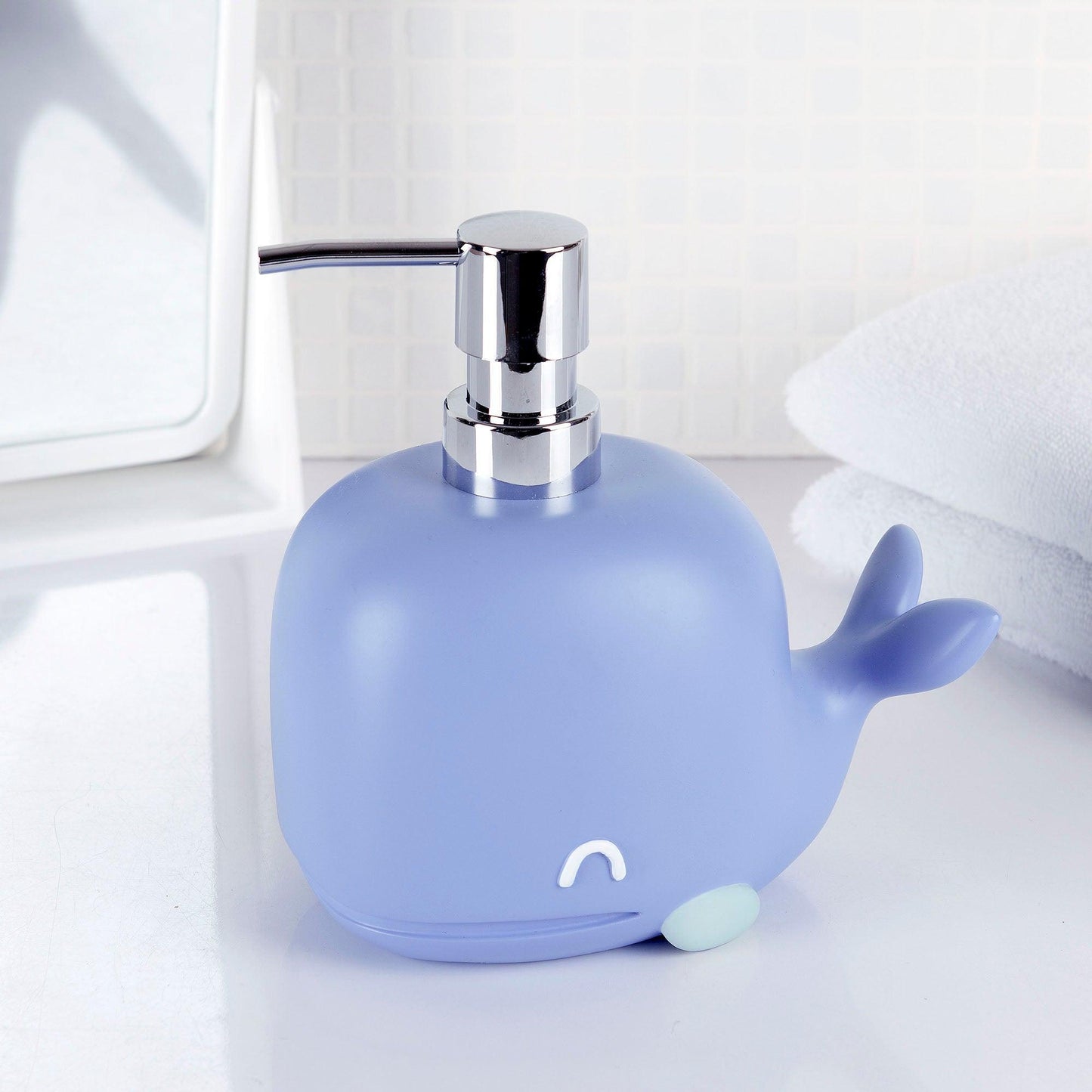 Whales 4-Piece Resin Bathroom Accessory Set - Allure Home Creation