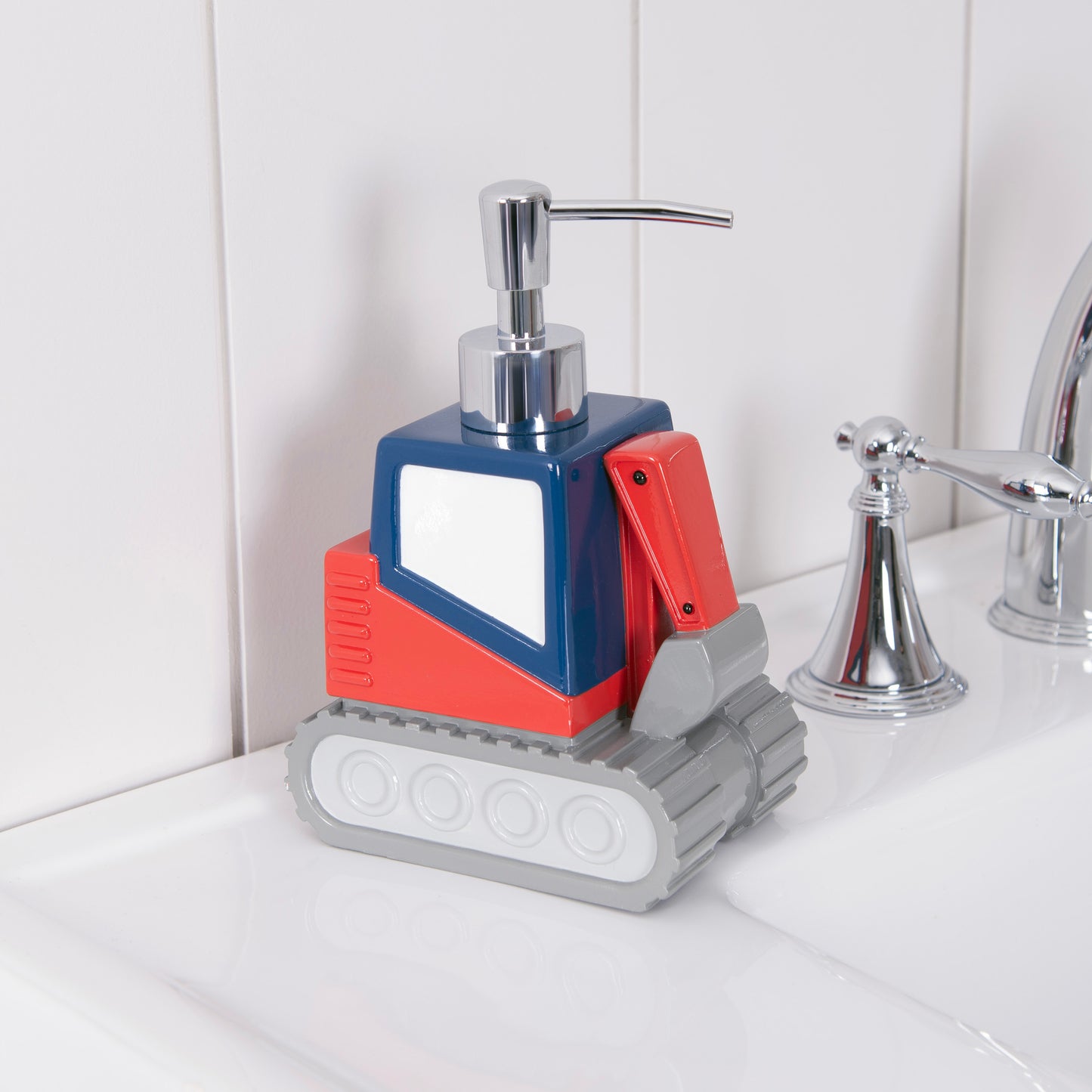 Constructing 3-Piece Bathroom Accessory Set